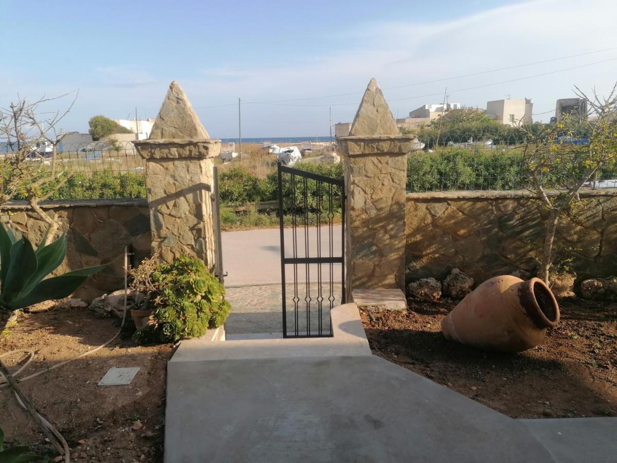 Villetta Scruscio Ri Mare ฟาวีญานา ภายนอก รูปภาพ